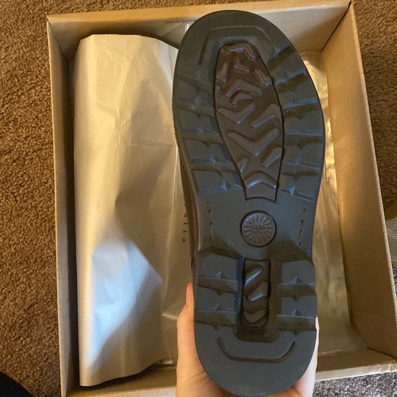 Big Kid’s Ugg Boots, deep brown leather K Rockville 1971 chocolate size 6 zipper - Picture 6 of 15